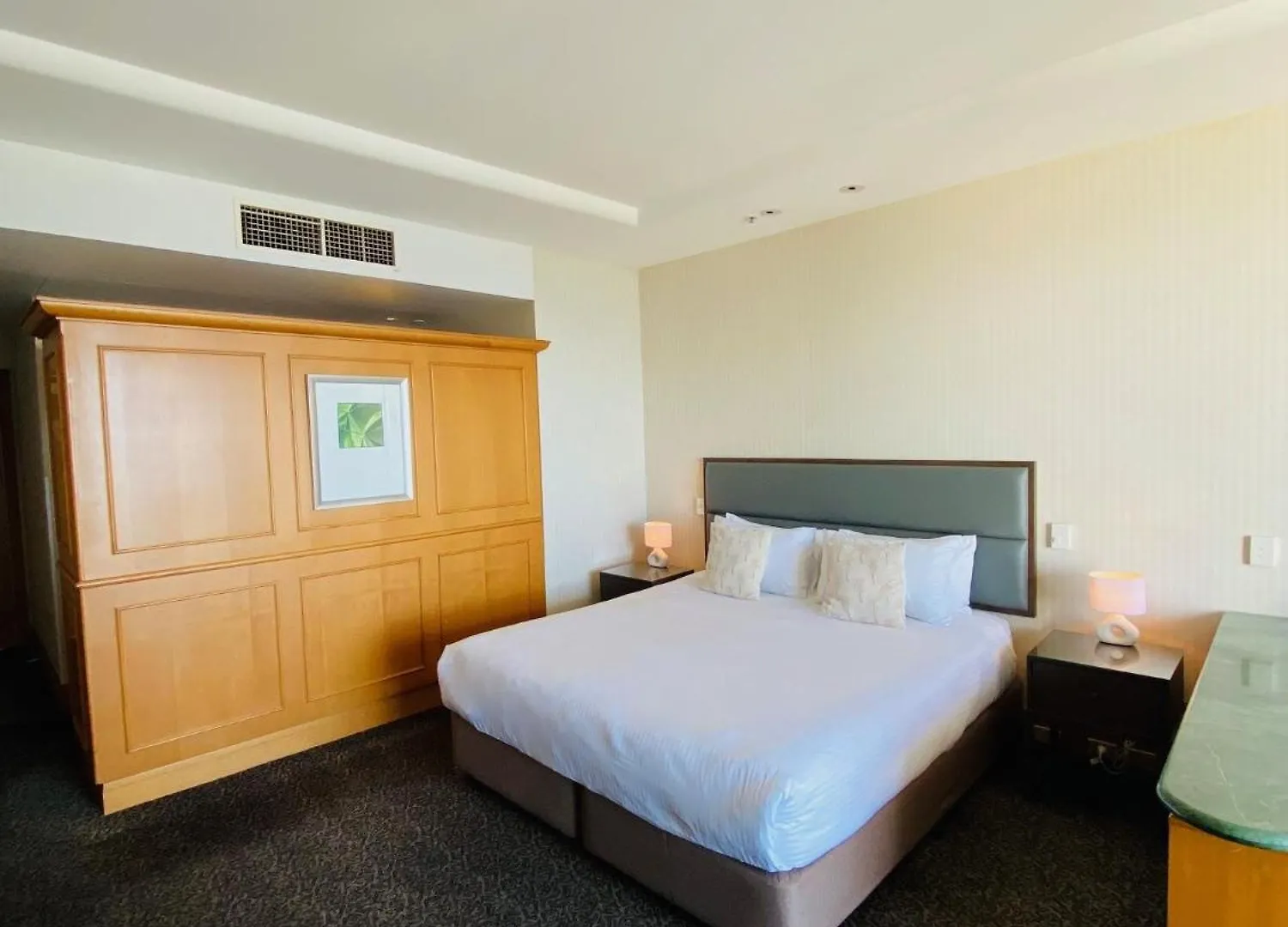 Hotel Room Ocean View Surfers Paradise Gold Coast